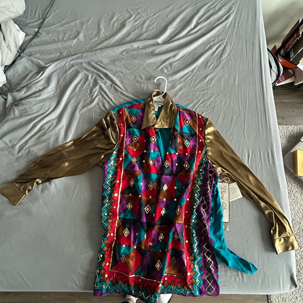 Diane Gilman 100% Silk Garnment
